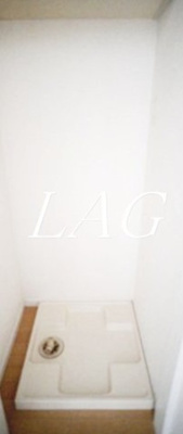 【その他】 | コンフォリア行徳 | 室内洗濯機置き場です。