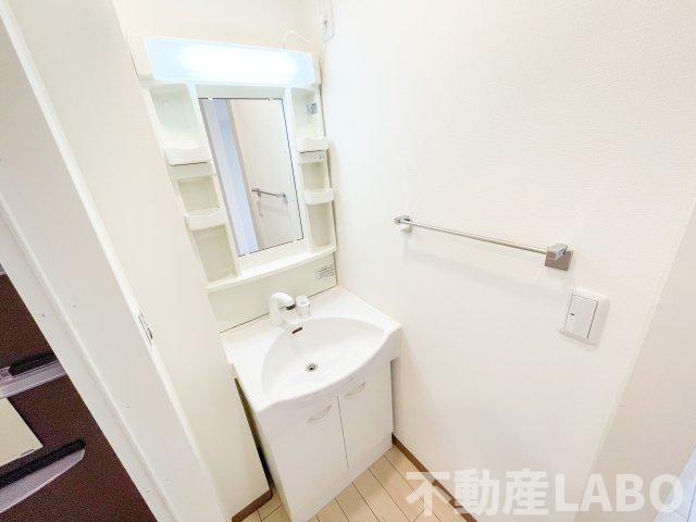 ラ・フォーレ久宝園の洗面所