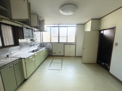 【居間・リビング】 | 千住１丁目店舗戸建