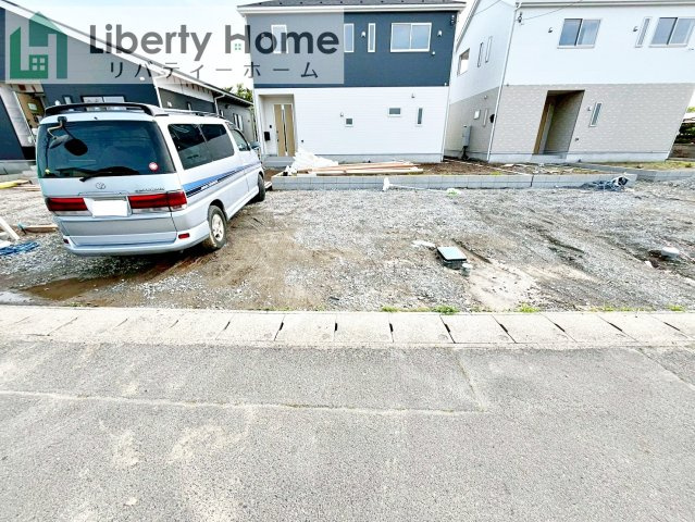 東海村亀下第1　新築戸建　2号棟の駐車場