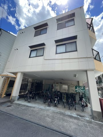 ハイツインブリッジの外観