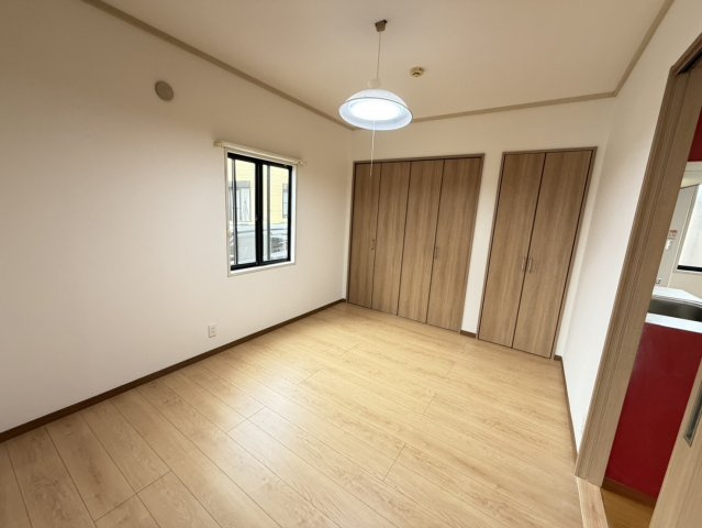 イースタンヒルズの洋室