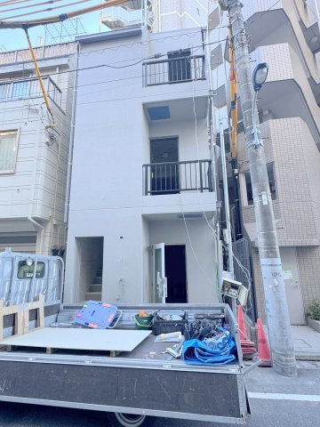 北区赤羽１丁目の店舗一部の外観