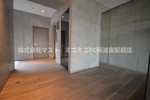 エスライズ大阪ベイサイドアリーナのロビー