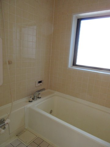 下三林町一戸建貸住宅の浴室