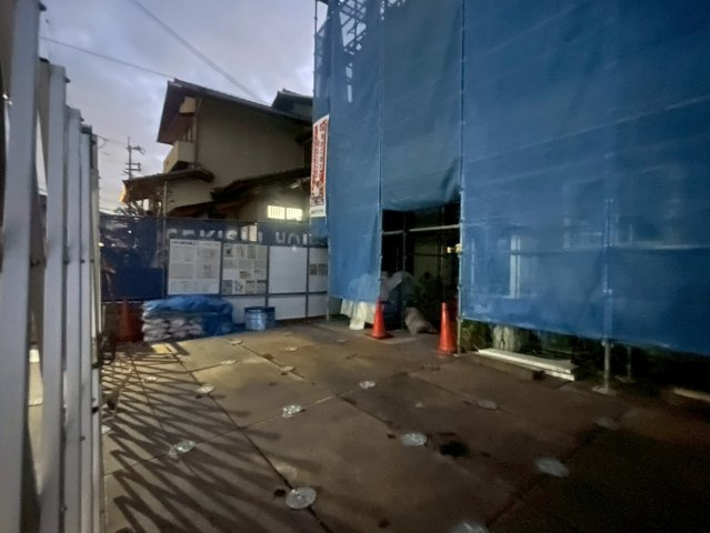 シャーメゾンプレミアムの駐車場