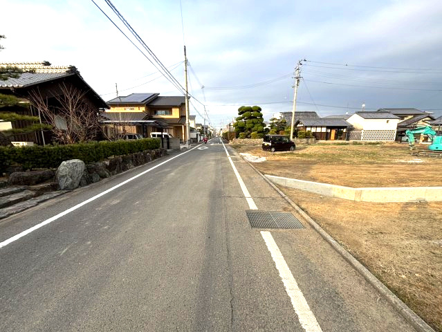 市坪南二丁目売土地の前面道路含む現地写真|前面道路含む現地写真です