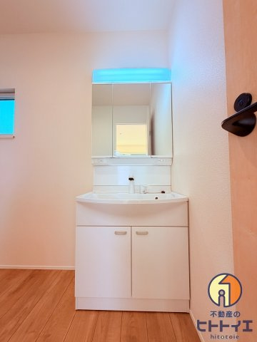 八女市吉田 リナージュの独立洗面台