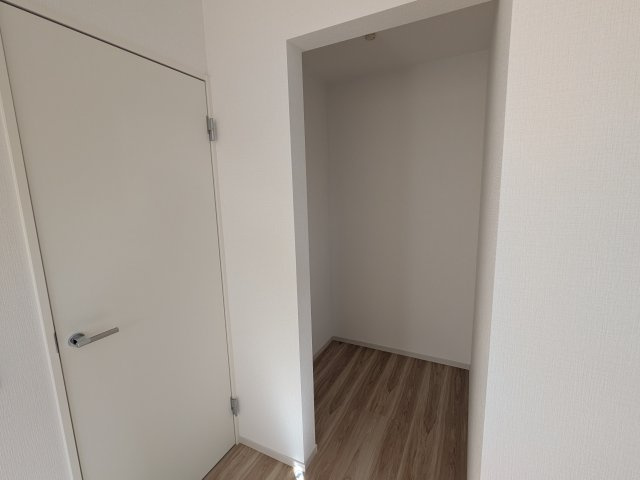 牛久市南　16期　新築戸建の収納