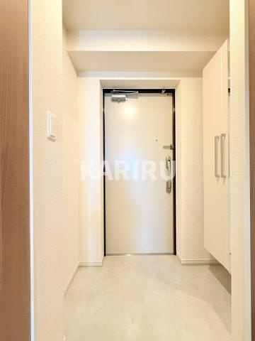 クローバー・レジデンス城東放出の玄関