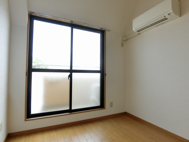 メゾンイストワールの居間・リビング