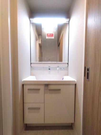 ソレイユ俊徳道の独立洗面台