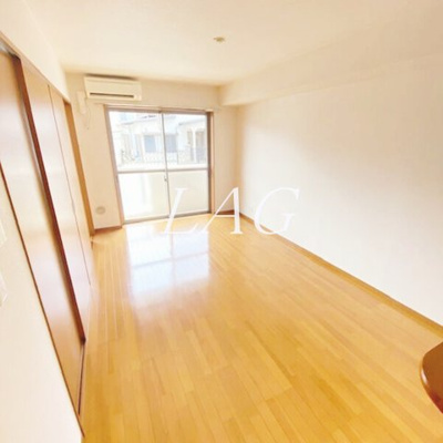 【居間・リビング】 | ディアコート相模台 | 洋室のお部屋です。