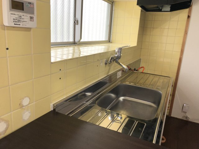 金城アパートA棟のキッチン