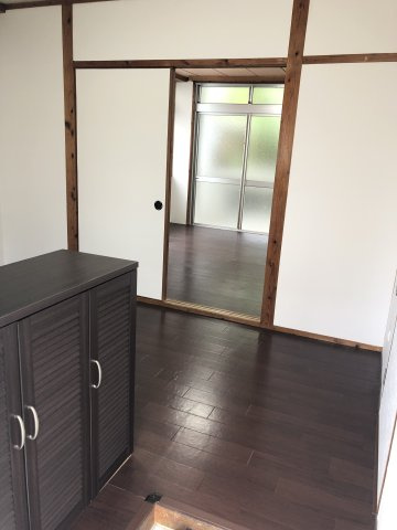 金城アパートA棟の居間・リビング