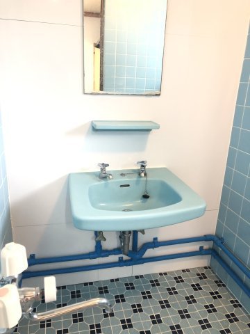 金城アパートA棟の洗面所