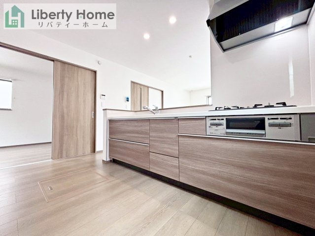 水戸市笠原町　新築戸建　A号棟のエントランス