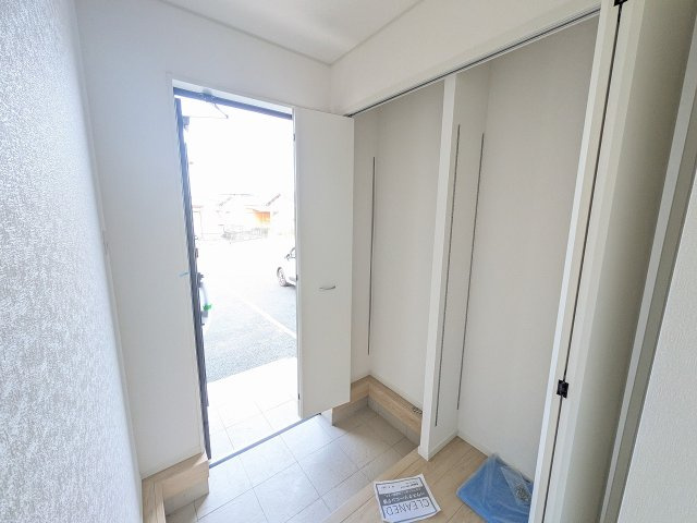 八王子市　上壱分方町　新築一戸建て　３４期の収納|～大容量収納可能なシューズクローゼット～