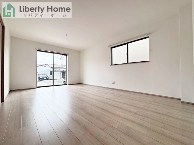 水戸市笠原町　新築戸建　B号棟の駐車場