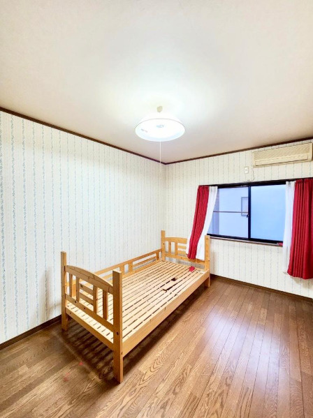 東大阪市中石切町5丁目　中古戸建の洋室