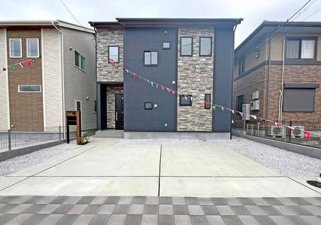 【新築】鶴ヶ島市羽折町新築住宅 全４棟 １号棟の外観|住宅性能評価W取得☆
税制優遇の長期優良住宅です
