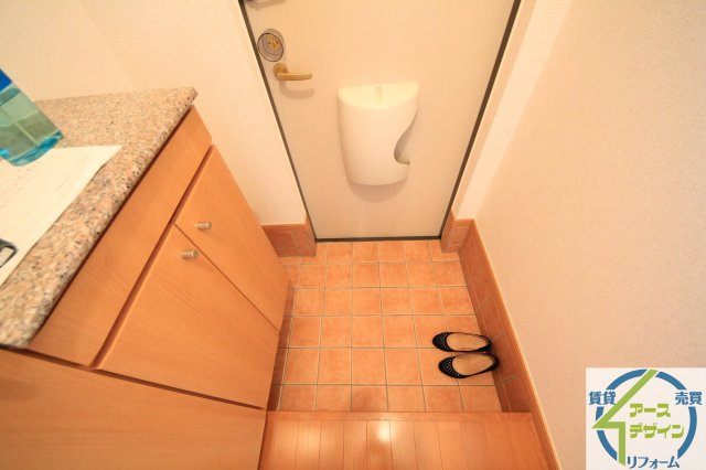 ドゥー・ビエント弐番館の玄関|※類似部屋