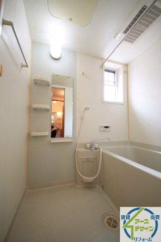 ドゥー・ビエント弐番館の浴室|※類似部屋