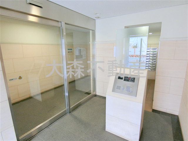 FORTISフォルティス大森のエントランス