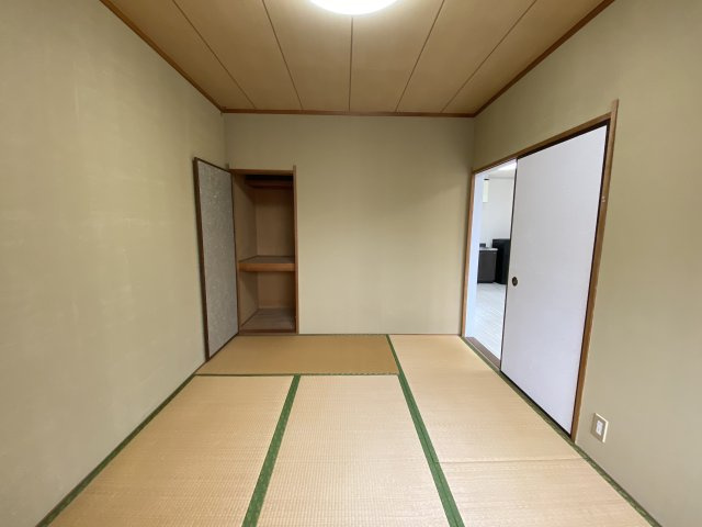 エレガンス山口の和室|フローリングだけでなく、和室もあります