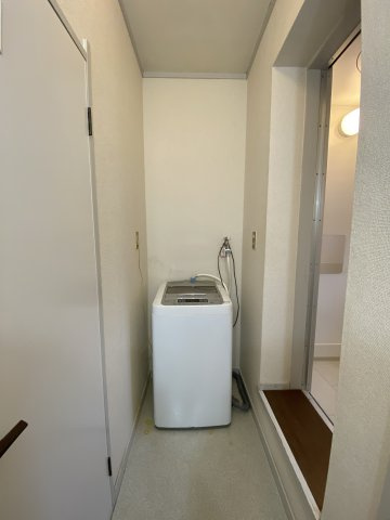 エレガンス山口の設備|洗濯機置き場です