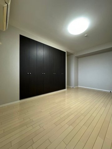 サンクタス梅田イノセントの洋室|洋室