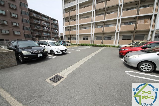 ヴィダ・アルボレスの駐車場