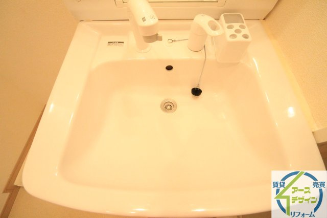 ヴィダ・アルボレスの独立洗面台|※類似写真