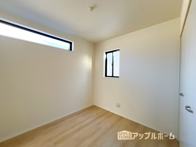 【新築住宅】さいたま市南区大谷口 全3棟の洋室|２階居室は全室収納あり！たっぷりある収納活用でお部屋もキレイを保てます♪