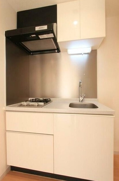 ラグジュアリーアパートメント本郷のキッチン