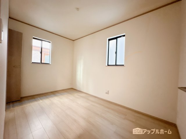 【新築住宅】さいたま市中央区新中里 全10棟の洋室|居室は全室収納あり！たっぷりある収納活用でお部屋もキレイを保てます♪