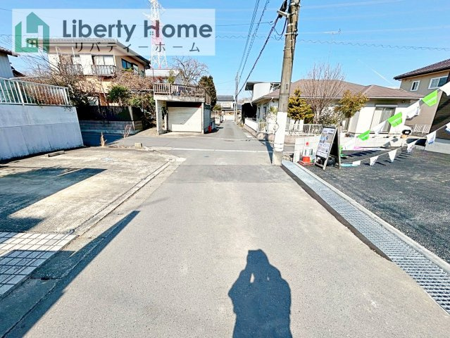 ひたちなか市高野第7　新築戸建の前面道路含む現地写真