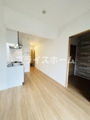 【居間・リビング】 | 仲介手数料半額！「プライスホーム」で検索！ラフレシーサ博多Ⅵ