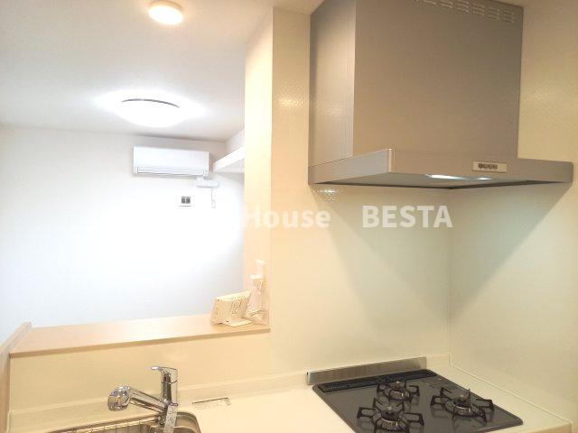 エルフォルク新神戸のキッチン