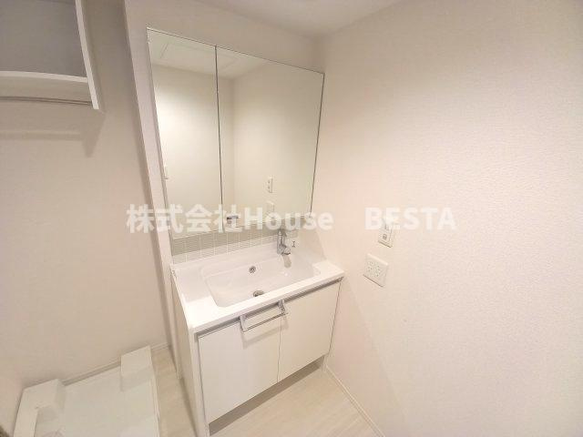 エルフォルク新神戸の独立洗面台