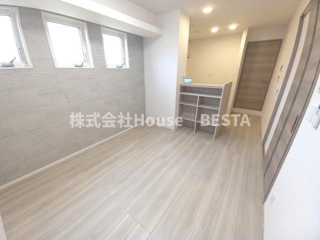 エルフォルク新神戸の居間・リビング