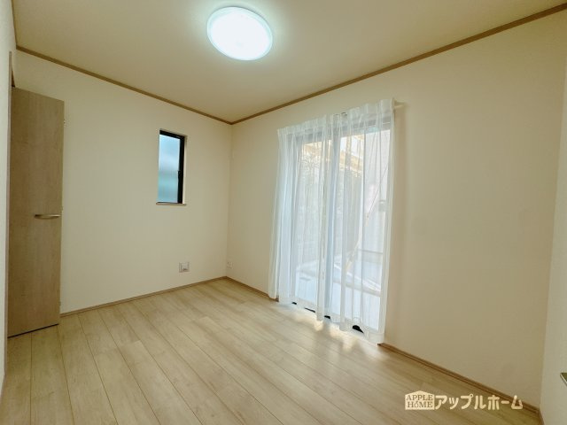 【新築住宅】さいたま市中央区新中里 全10棟の洋室|居室は全室収納あり！たっぷりある収納活用でお部屋もキレイを保てます♪