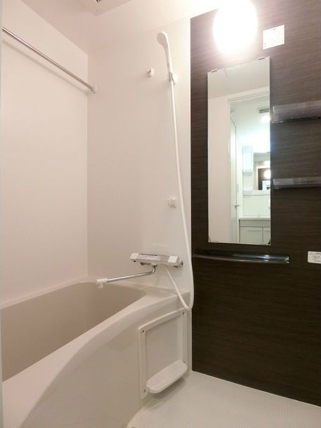 リブリ・金山の浴室