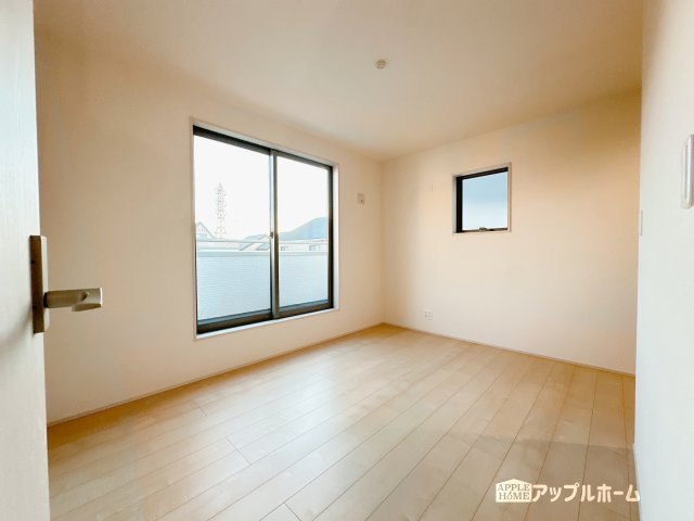 【新築住宅】さいたま市浦和区皇山町 全4棟の洋室|居室は全室収納あり！たっぷりある収納活用でお部屋もキレイを保てます♪