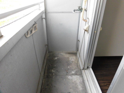 【バルコニー】 | ヘルメス２ | 十分な広さのバルコニーです