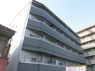 【外観】 | ヘルメス２ | シンプルなデザインの落ち着いた外観です