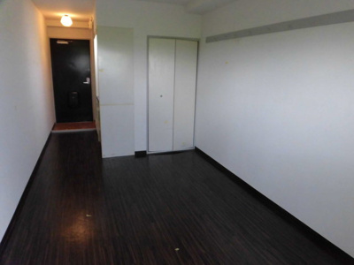 【居間・リビング】 | ヘルメス２ | 広々としたお部屋です