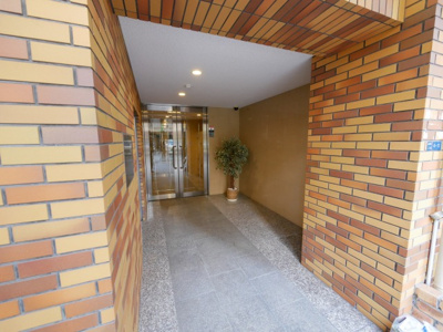 【エントランス】 | アーバンステージ安堂寺I