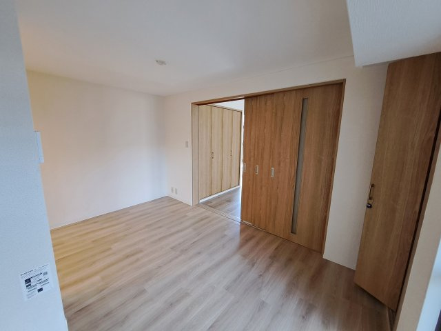 シャルマン六番館の居間・リビング