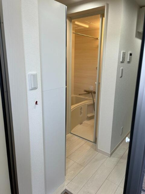 【玄関】 | グランクオール西綾瀬一丁目 |  